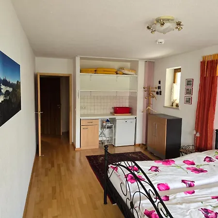 Apartment Pausenpfiff Mit Schwimmbad